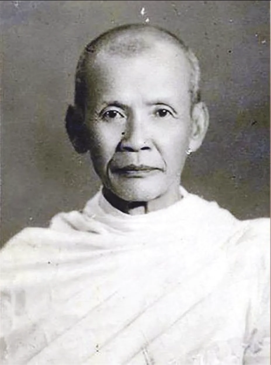 Luang Phor Sawang Uttaro, Wat Tha Phuttha, Kamphaeng Phet