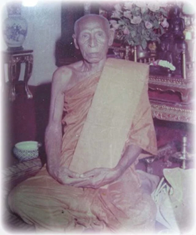 Luang Phor Thongsuk (Lp Thongsuk) Wat Saphan Sung, Nonthaburi